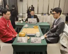 漠南雷霆队鏖战洞庭金雕队，斯诺克联赛惊险晋级，核心复出即建功。回归即成焦点-爱游戏APP
